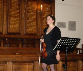 Rosie Shakespear (violin)