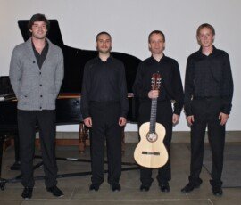 Simon Grange (bass), Andreas Kyrris (tenor), Stefan Schwarz (guitar), Robert Pecksmith (piano)