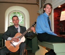 Stefan Schwarz (guitar), Sam Bayliss (organ)